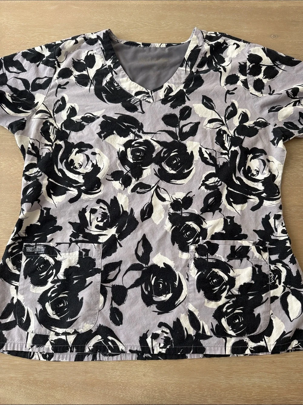 Grey's Anatomy Rose Scrub Top | XL